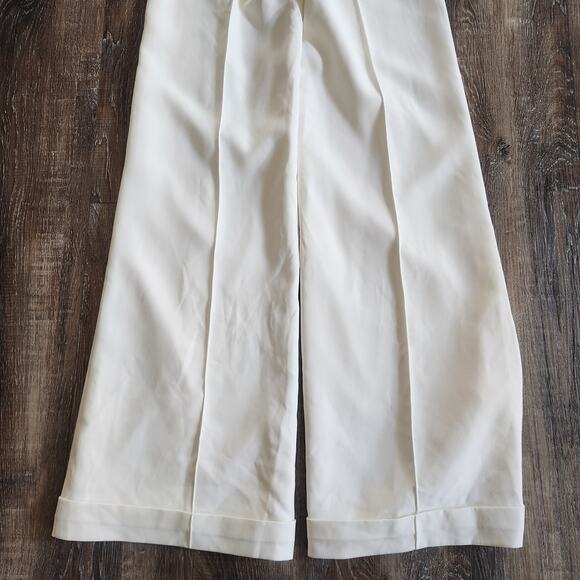 Retrofete Cream Jumpsuit Halter Padded Cups Size Medium Wide Leg - Picture 8 of 9